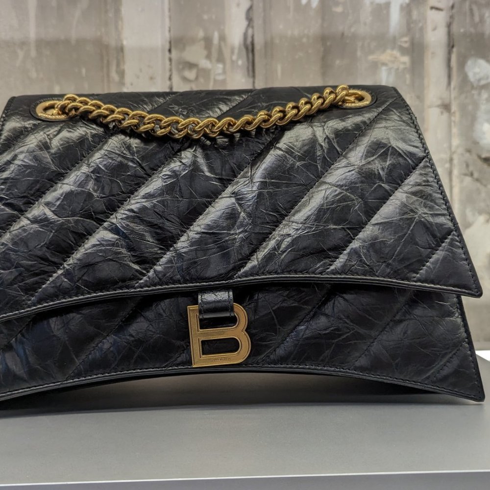 Balenciaga "Crush" shoulder bag in quilted calf leather - Picture 4 of 5